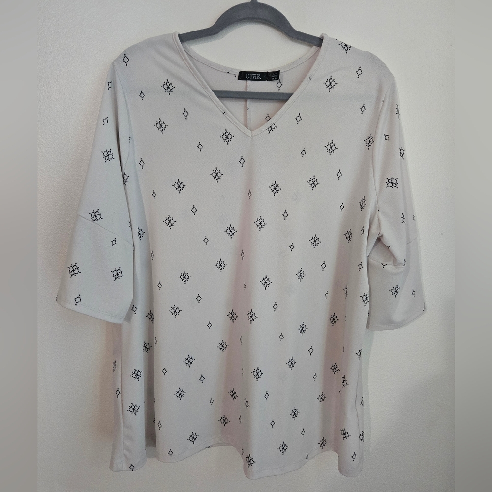 CURE Classic White Patterned Shirt